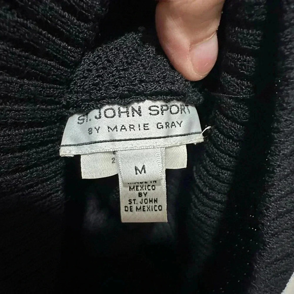 St. John Sport Knit Black classic Tank Size M EUC - Picture 6 of 6